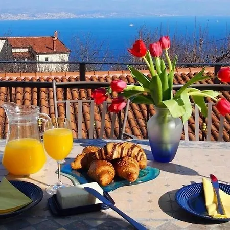 Apartment With Swimming Pool Dobrec, Opatija - 24114 *
